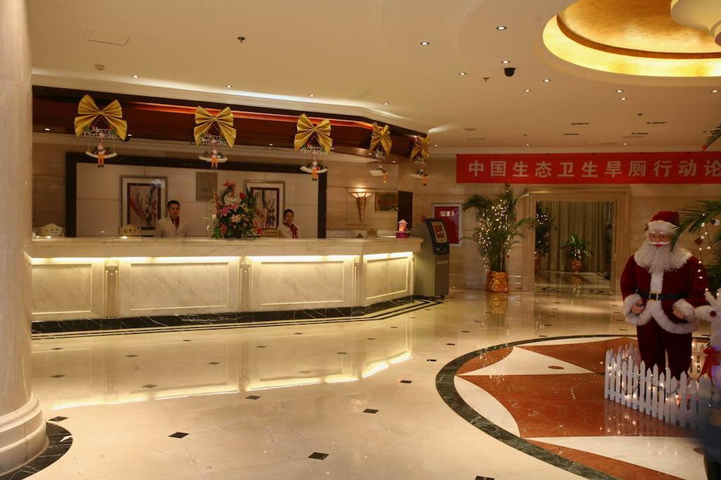 Lutianhua Hotel Chengdu Exterior photo