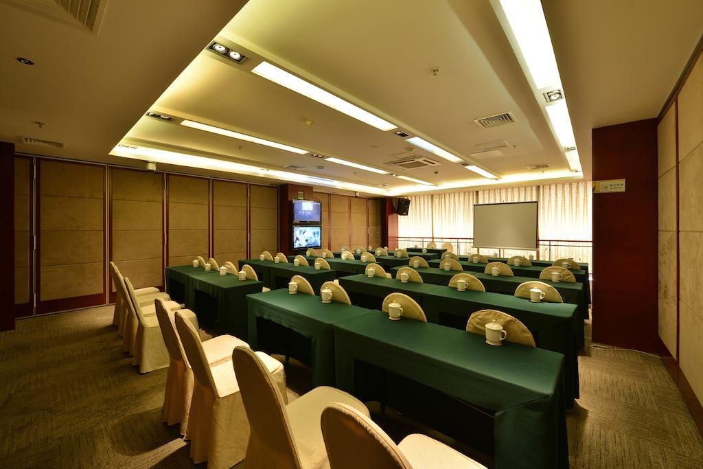 Lutianhua Hotel Chengdu Exterior photo